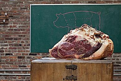 《无主之地4》亚蒙故事中配预告 猛男把人脑捏成钻石